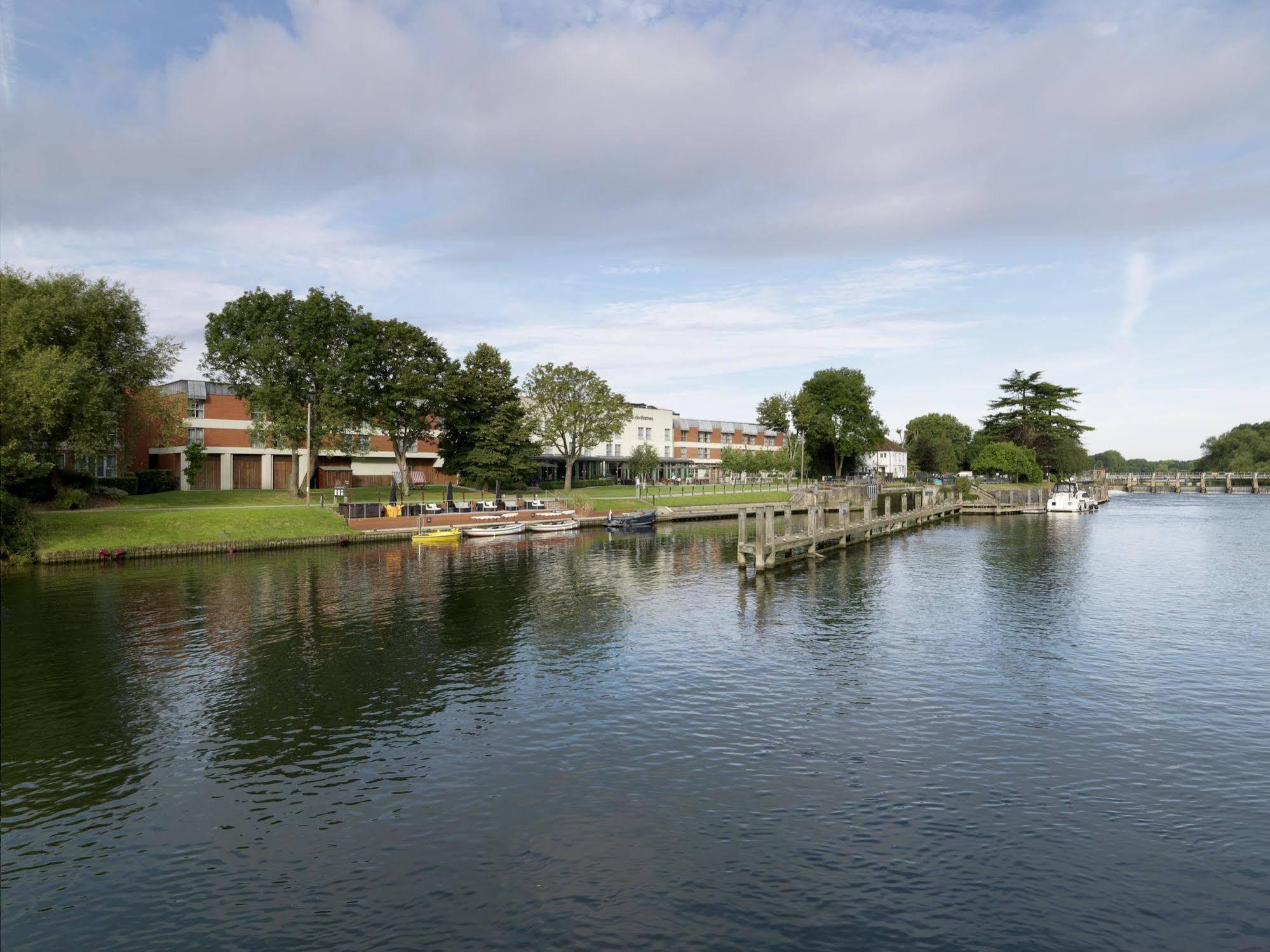 Hotel The Runnymede On Thames (Adults Only) Egham Exterior foto
