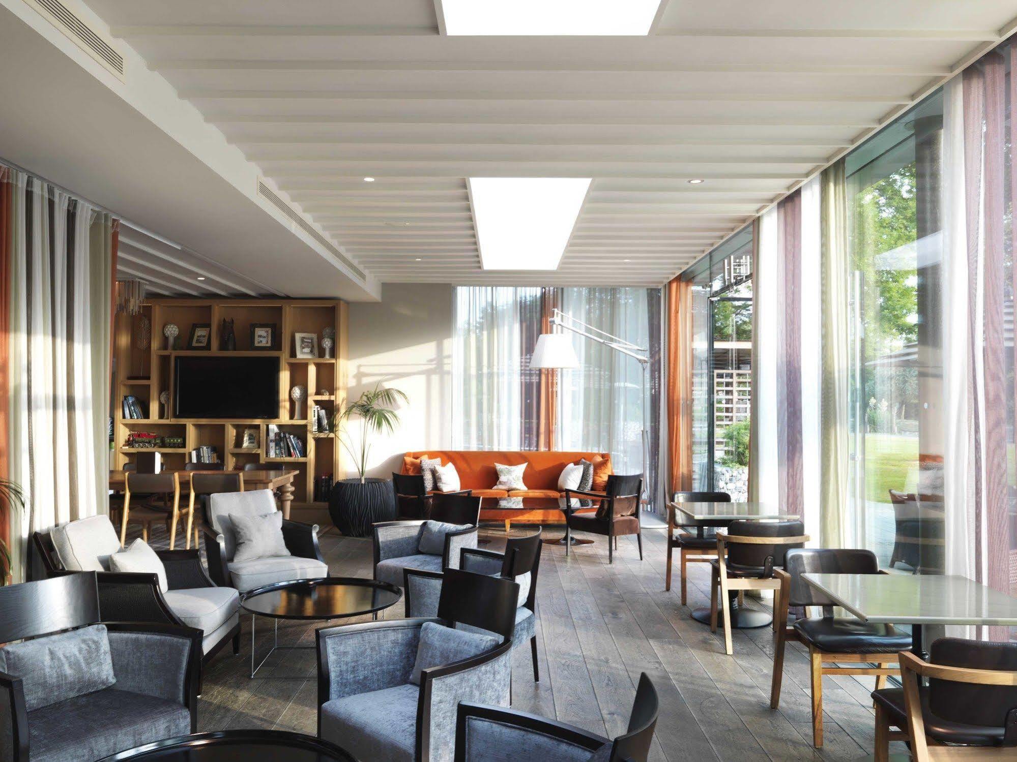 Hotel The Runnymede On Thames (Adults Only) Egham Exterior foto