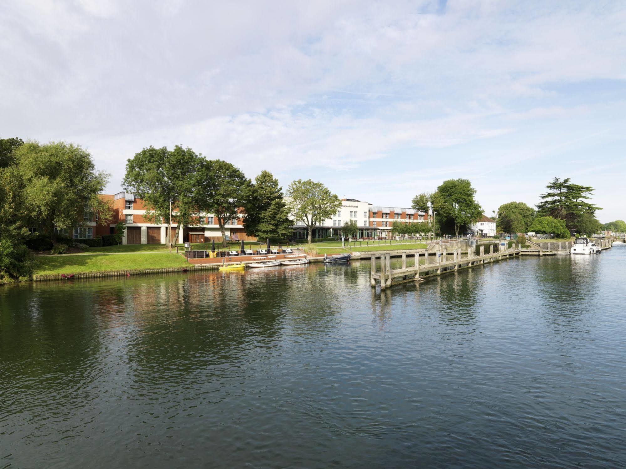 Hotel The Runnymede On Thames (Adults Only) Egham Exterior foto