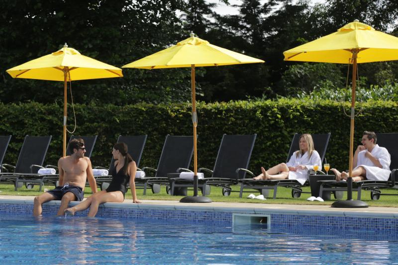 Hotel The Runnymede On Thames (Adults Only) Egham Exterior foto